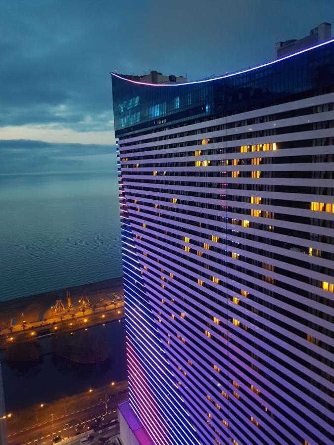 Best House Orbi City Aparthotel Batumi Eksteriør bilde