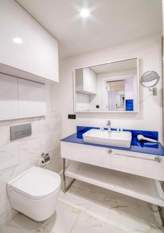 Best House Orbi City Aparthotel Batumi Eksteriør bilde